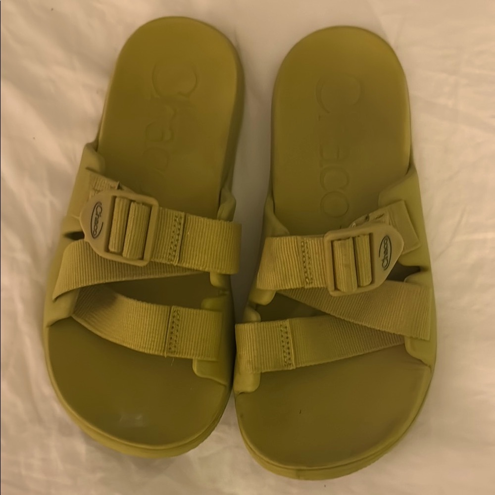 Chacos citrus green Sandals size women 7